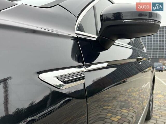 Чорний Фольксваген Тігуан, об'ємом двигуна 2 л та пробігом 124 тис. км за 19500 $, фото 29 на Automoto.ua