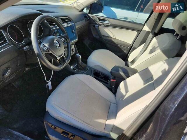 Черный Фольксваген Тигуан, объемом двигателя 2 л и пробегом 138 тыс. км за 12490 $, фото 21 на Automoto.ua