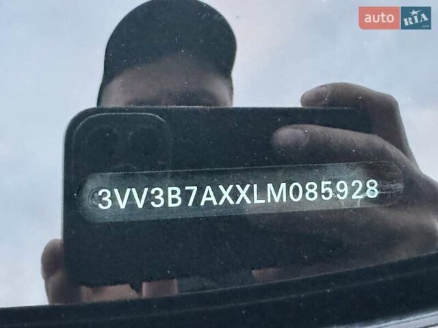 Чорний Фольксваген Тігуан, об'ємом двигуна 2 л та пробігом 74 тис. км за 19900 $, фото 39 на Automoto.ua