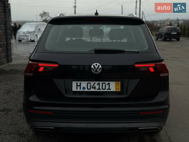 Черный Фольксваген Тигуан, объемом двигателя 1.98 л и пробегом 220 тыс. км за 26500 $, фото 4 на Automoto.ua