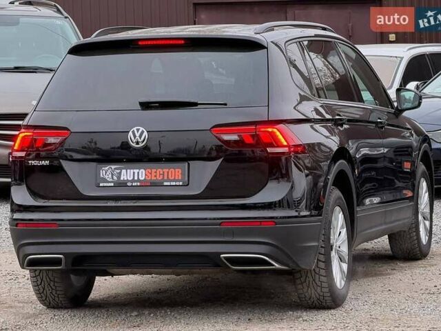 Черный Фольксваген Тигуан, объемом двигателя 1.98 л и пробегом 125 тыс. км за 19500 $, фото 9 на Automoto.ua
