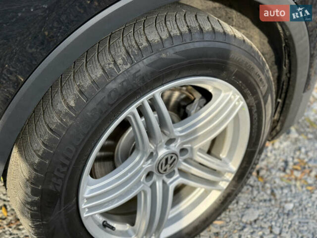 Черный Фольксваген Тигуан, объемом двигателя 2 л и пробегом 70 тыс. км за 16700 $, фото 10 на Automoto.ua