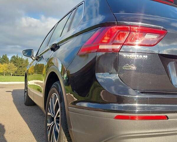 Черный Фольксваген Тигуан, объемом двигателя 1.98 л и пробегом 196 тыс. км за 21700 $, фото 69 на Automoto.ua