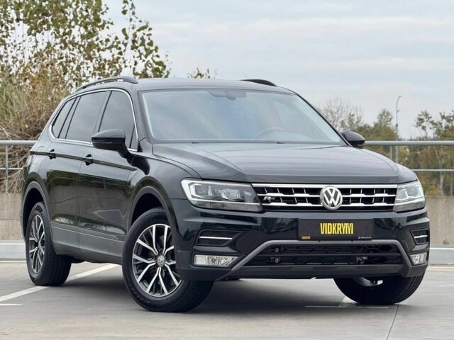 Чорний Фольксваген Тігуан, об'ємом двигуна 2 л та пробігом 117 тис. км за 19650 $, фото 10 на Automoto.ua