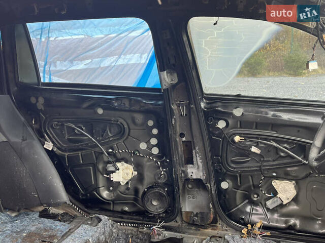 Черный Фольксваген Тигуан, объемом двигателя 2 л и пробегом 160 тыс. км за 12000 $, фото 13 на Automoto.ua