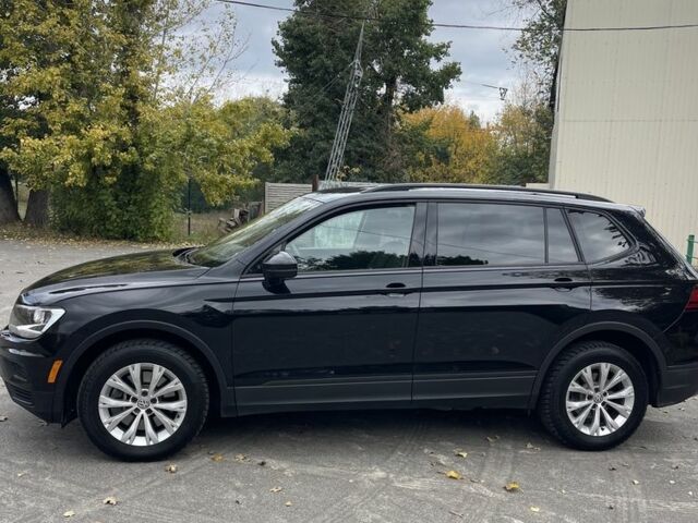 Черный Фольксваген Тигуан, объемом двигателя 2 л и пробегом 129 тыс. км за 19000 $, фото 6 на Automoto.ua