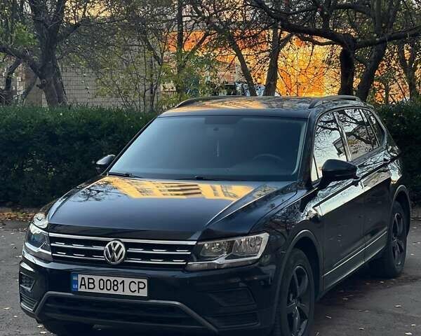 Черный Фольксваген Тигуан, объемом двигателя 1.98 л и пробегом 89 тыс. км за 18500 $, фото 1 на Automoto.ua