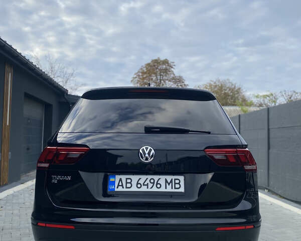 Черный Фольксваген Тигуан, объемом двигателя 1.98 л и пробегом 135 тыс. км за 19500 $, фото 3 на Automoto.ua