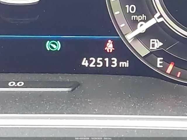 Черный Фольксваген Тигуан, объемом двигателя 2 л и пробегом 42 тыс. км за 14000 $, фото 15 на Automoto.ua