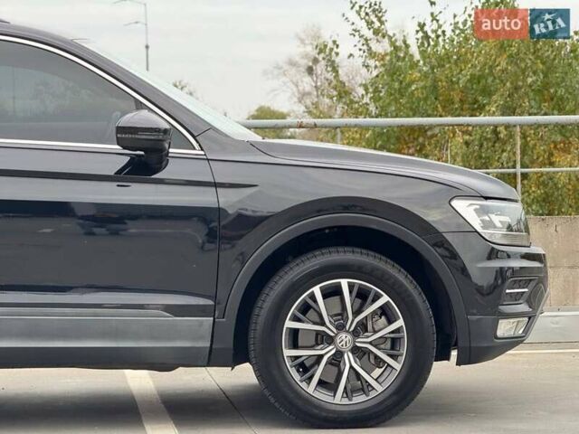 Черный Фольксваген Тигуан, объемом двигателя 1.98 л и пробегом 117 тыс. км за 19650 $, фото 13 на Automoto.ua