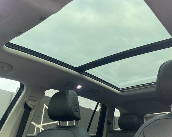 Черный Фольксваген Тигуан, объемом двигателя 1.98 л и пробегом 135 тыс. км за 19500 $, фото 8 на Automoto.ua