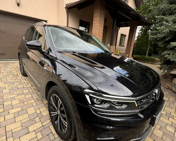 Черный Фольксваген Тигуан, объемом двигателя 1.98 л и пробегом 103 тыс. км за 31000 $, фото 24 на Automoto.ua