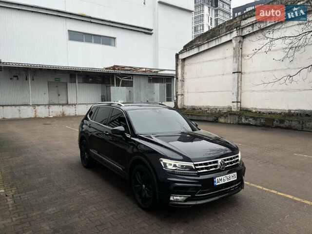 Чорний Фольксваген Тігуан, об'ємом двигуна 1.98 л та пробігом 101 тис. км за 19600 $, фото 5 на Automoto.ua