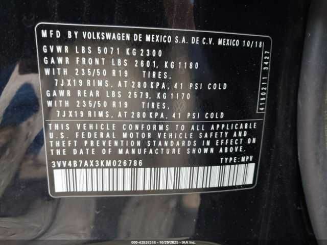 Черный Фольксваген Тигуан, объемом двигателя 2 л и пробегом 67 тыс. км за 5000 $, фото 8 на Automoto.ua