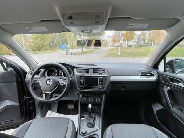 Черный Фольксваген Тигуан, объемом двигателя 2 л и пробегом 129 тыс. км за 19000 $, фото 18 на Automoto.ua