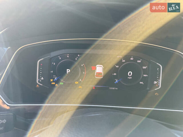 Черный Фольксваген Тигуан, объемом двигателя 2 л и пробегом 133 тыс. км за 11900 $, фото 25 на Automoto.ua