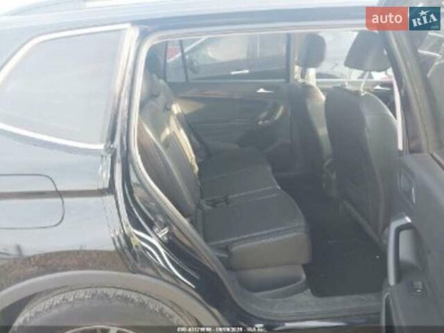 Черный Фольксваген Тигуан, объемом двигателя 0 л и пробегом 105 тыс. км за 6000 $, фото 8 на Automoto.ua