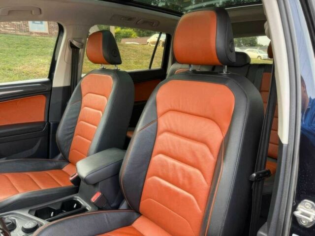 Черный Фольксваген Тигуан, объемом двигателя 2 л и пробегом 33 тыс. км за 8800 $, фото 11 на Automoto.ua