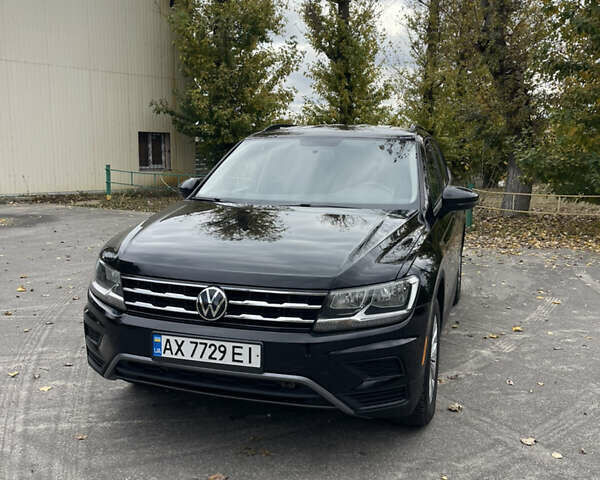 Черный Фольксваген Тигуан, объемом двигателя 1.98 л и пробегом 129 тыс. км за 18500 $, фото 16 на Automoto.ua