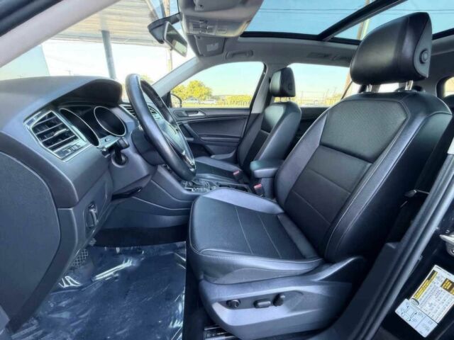 Черный Фольксваген Тигуан, объемом двигателя 2 л и пробегом 42 тыс. км за 5900 $, фото 9 на Automoto.ua