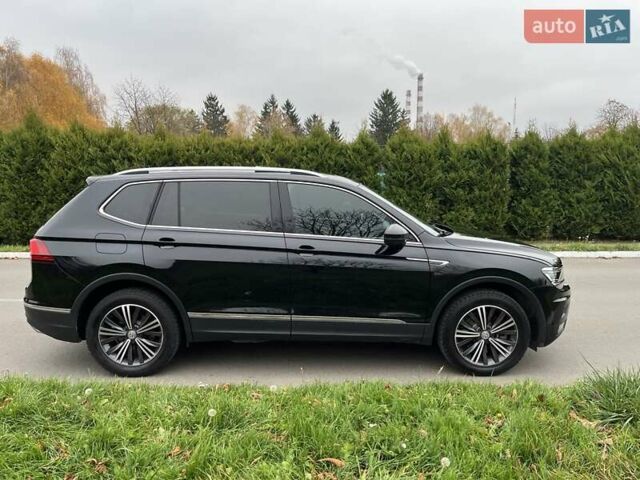 Чорний Фольксваген Тігуан, об'ємом двигуна 2 л та пробігом 124 тис. км за 19500 $, фото 86 на Automoto.ua