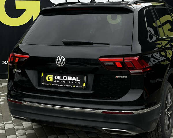 Черный Фольксваген Тигуан, объемом двигателя 1.98 л и пробегом 40 тыс. км за 21500 $, фото 21 на Automoto.ua