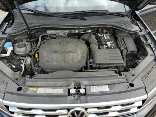 Черный Фольксваген Тигуан, объемом двигателя 2 л и пробегом 28 тыс. км за 5000 $, фото 11 на Automoto.ua