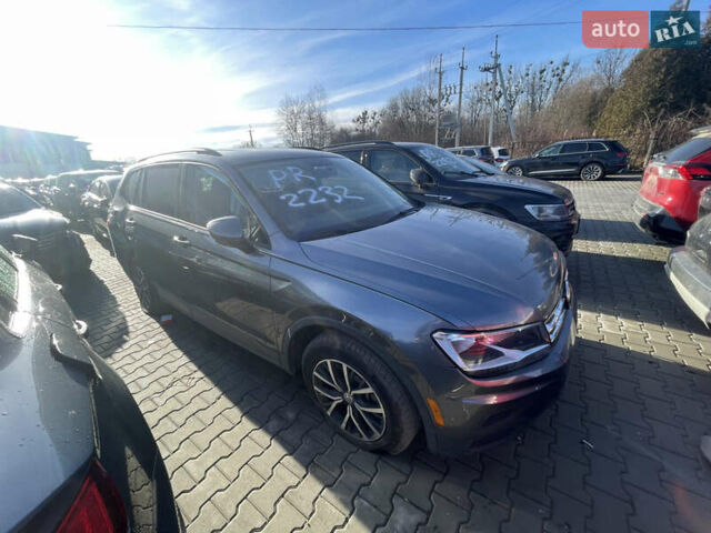 Чорний Фольксваген Тігуан, об'ємом двигуна 2 л та пробігом 79 тис. км за 11500 $, фото 5 на Automoto.ua