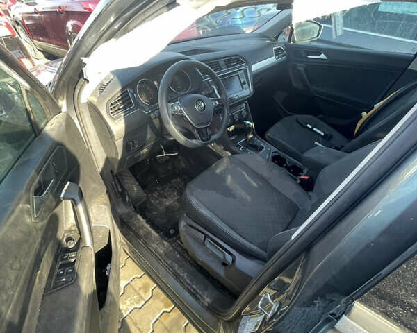 Чорний Фольксваген Тігуан, об'ємом двигуна 2 л та пробігом 79 тис. км за 11500 $, фото 8 на Automoto.ua