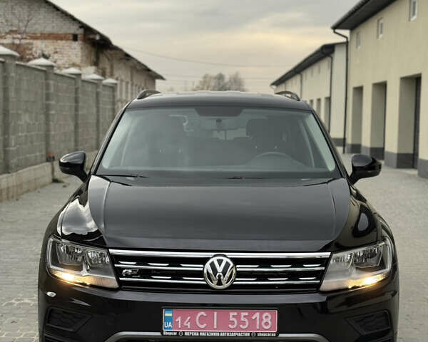 Черный Фольксваген Тигуан, объемом двигателя 1.98 л и пробегом 70 тыс. км за 17900 $, фото 35 на Automoto.ua