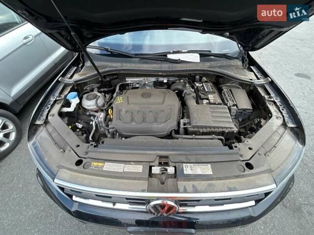 Черный Фольксваген Тигуан, объемом двигателя 1.98 л и пробегом 72 тыс. км за 15900 $, фото 5 на Automoto.ua
