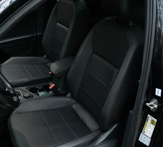 Чорний Фольксваген Тігуан, об'ємом двигуна 2 л та пробігом 53 тис. км за 21900 $, фото 15 на Automoto.ua