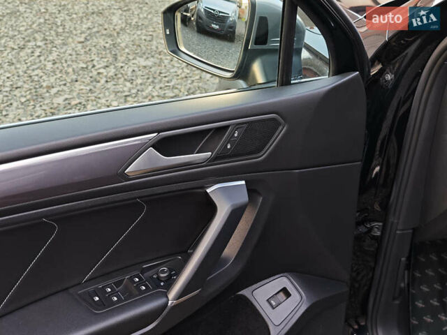 Черный Фольксваген Тигуан, объемом двигателя 2 л и пробегом 177 тыс. км за 32999 $, фото 21 на Automoto.ua