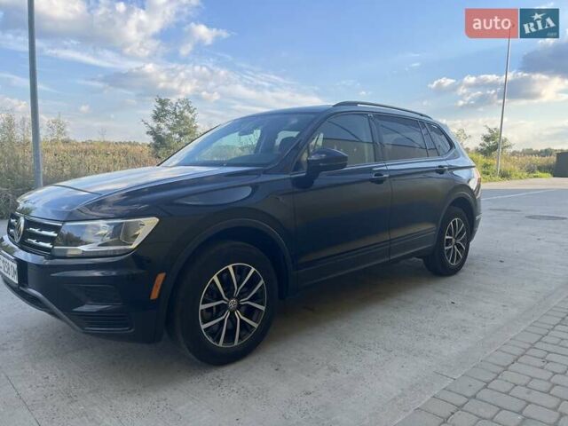 Черный Фольксваген Тигуан, объемом двигателя 2 л и пробегом 48 тыс. км за 20800 $, фото 6 на Automoto.ua