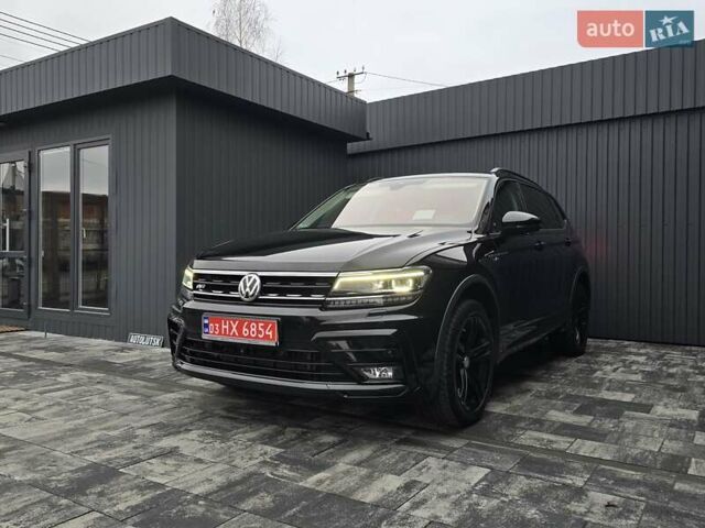 Черный Фольксваген Тигуан, объемом двигателя 2 л и пробегом 199 тыс. км за 31000 $, фото 43 на Automoto.ua