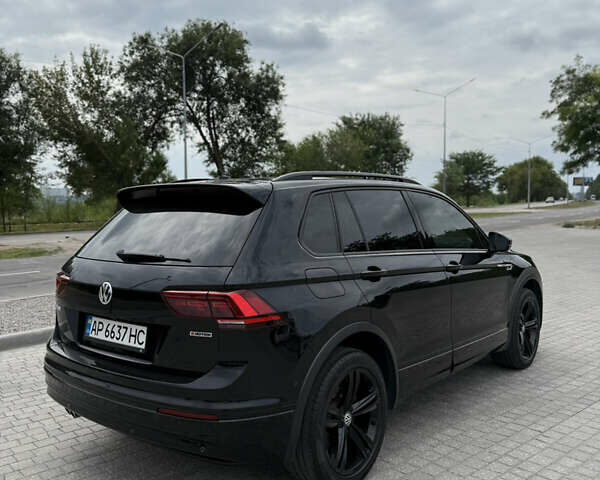 Черный Фольксваген Тигуан, объемом двигателя 1.97 л и пробегом 110 тыс. км за 33500 $, фото 3 на Automoto.ua