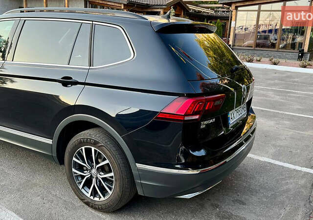 Чорний Фольксваген Тігуан, об'ємом двигуна 1.98 л та пробігом 41 тис. км за 22500 $, фото 6 на Automoto.ua