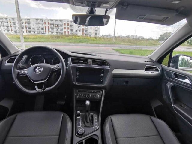 Черный Фольксваген Тигуан, объемом двигателя 2 л и пробегом 46 тыс. км за 17790 $, фото 12 на Automoto.ua