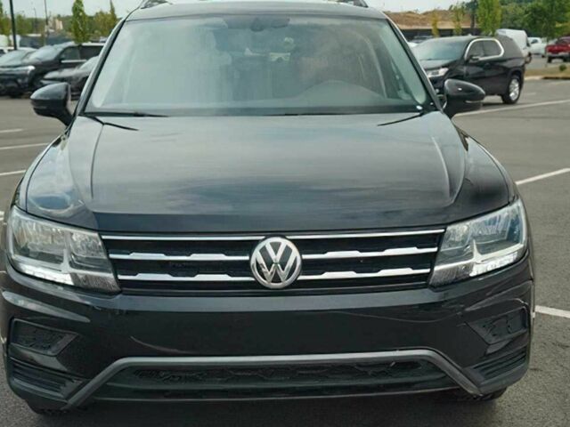 Чорний Фольксваген Тігуан, об'ємом двигуна 2 л та пробігом 47 тис. км за 9500 $, фото 1 на Automoto.ua