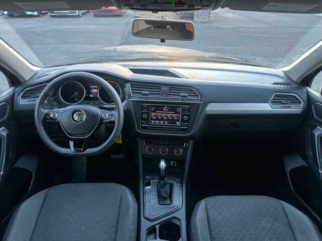 Черный Фольксваген Тигуан, объемом двигателя 2 л и пробегом 39 тыс. км за 8900 $, фото 6 на Automoto.ua