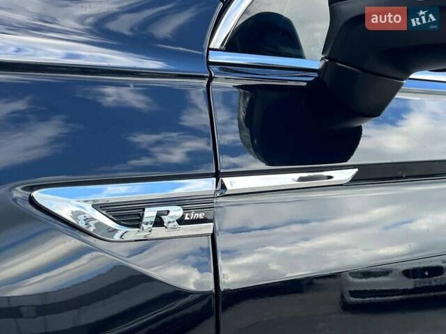 Черный Фольксваген Тигуан, объемом двигателя 2 л и пробегом 53 тыс. км за 24590 $, фото 12 на Automoto.ua