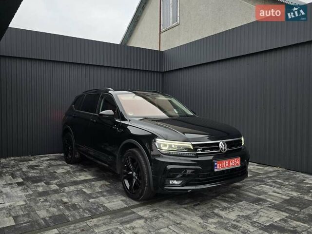 Черный Фольксваген Тигуан, объемом двигателя 2 л и пробегом 199 тыс. км за 31000 $, фото 42 на Automoto.ua