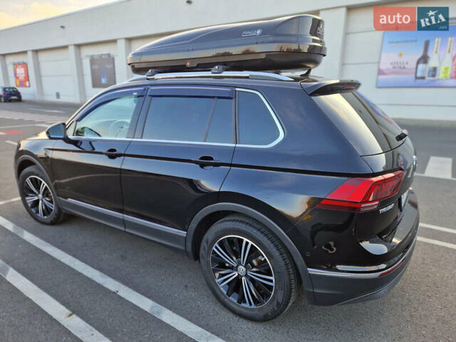 Черный Фольксваген Тигуан, объемом двигателя 1.97 л и пробегом 85 тыс. км за 28800 $, фото 31 на Automoto.ua