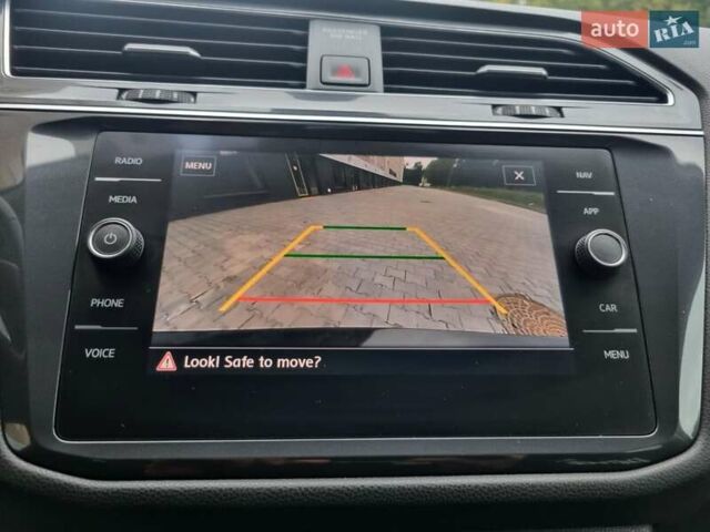 Черный Фольксваген Тигуан, объемом двигателя 2 л и пробегом 58 тыс. км за 26900 $, фото 18 на Automoto.ua