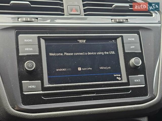 Черный Фольксваген Тигуан, объемом двигателя 2 л и пробегом 106 тыс. км за 18999 $, фото 29 на Automoto.ua