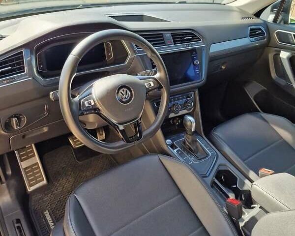 Черный Фольксваген Тигуан, объемом двигателя 1.98 л и пробегом 44 тыс. км за 24900 $, фото 1 на Automoto.ua