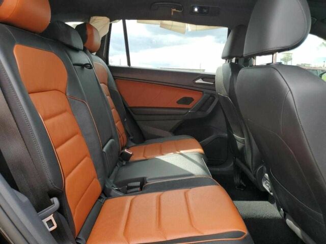 Черный Фольксваген Тигуан, объемом двигателя 2 л и пробегом 28 тыс. км за 5000 $, фото 10 на Automoto.ua