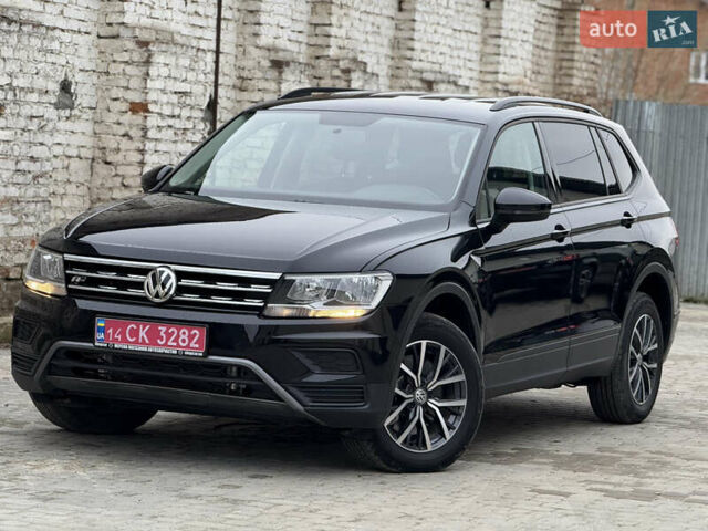 Черный Фольксваген Тигуан, объемом двигателя 1.98 л и пробегом 70 тыс. км за 17400 $, фото 3 на Automoto.ua