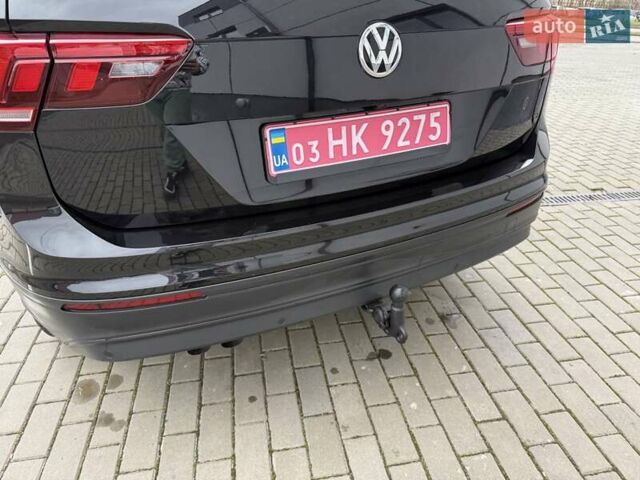 Чорний Фольксваген Тігуан, об'ємом двигуна 2 л та пробігом 228 тис. км за 26900 $, фото 11 на Automoto.ua