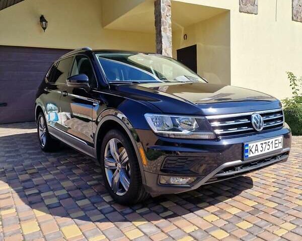 Черный Фольксваген Тигуан, объемом двигателя 1.98 л и пробегом 44 тыс. км за 24900 $, фото 5 на Automoto.ua